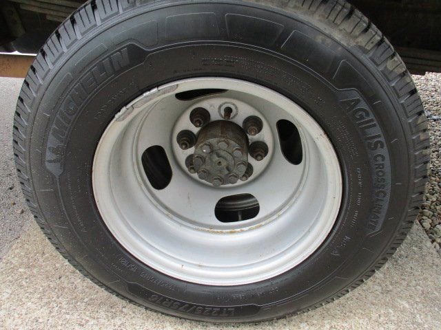 Used 2020 Chevrolet Express 4500 w/ Power Convenience Package image 20