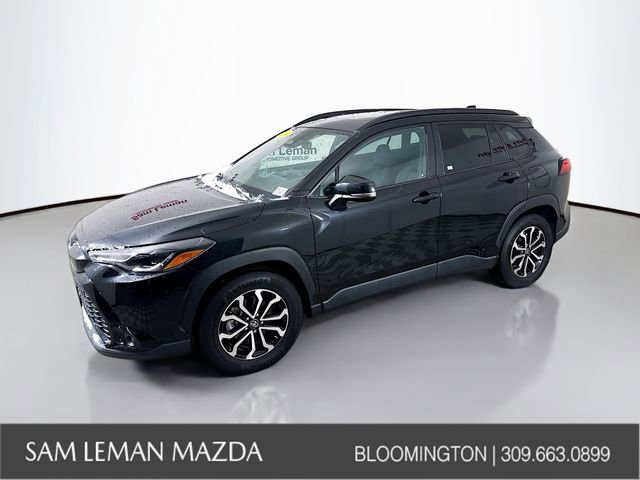 Used 2024 Toyota Corolla Cross SE w/ Moonroof Package image 3