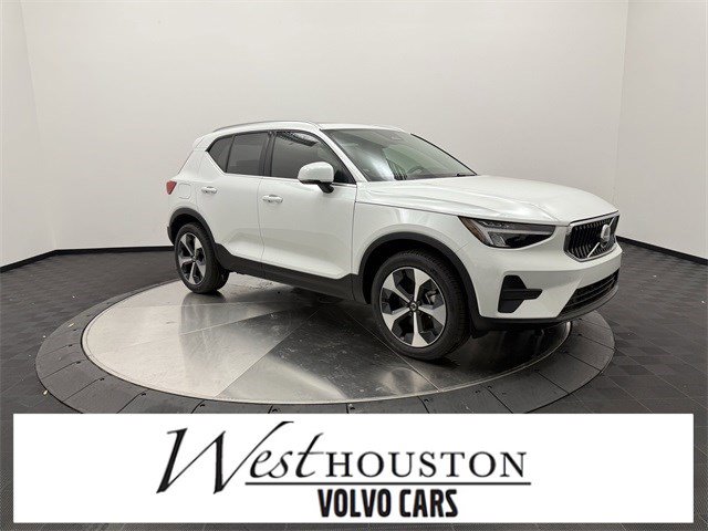 New 2025 Volvo XC40 B5 Core w/ Protection Package Premier