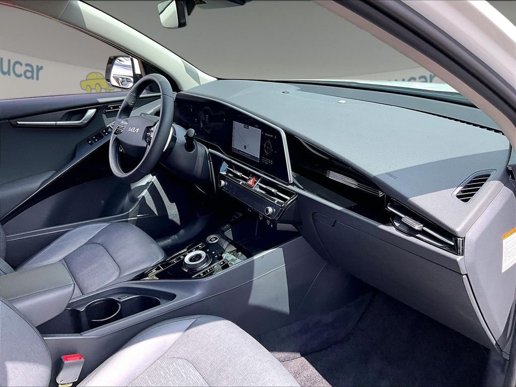 Used 2023 Kia Niro Wave FWD image 14