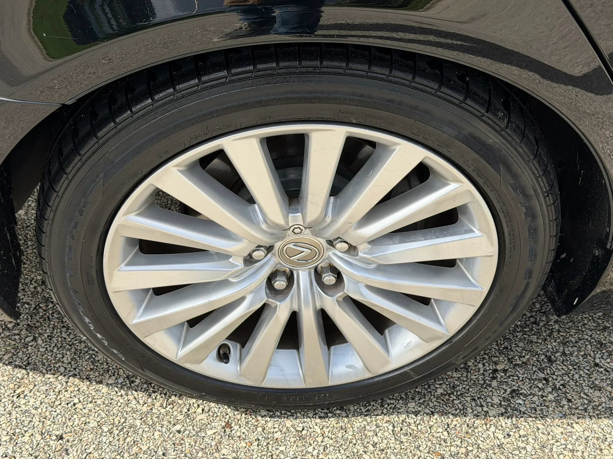 Used 2014 Lexus LS 460 w/ Comfort Package RWD image 11