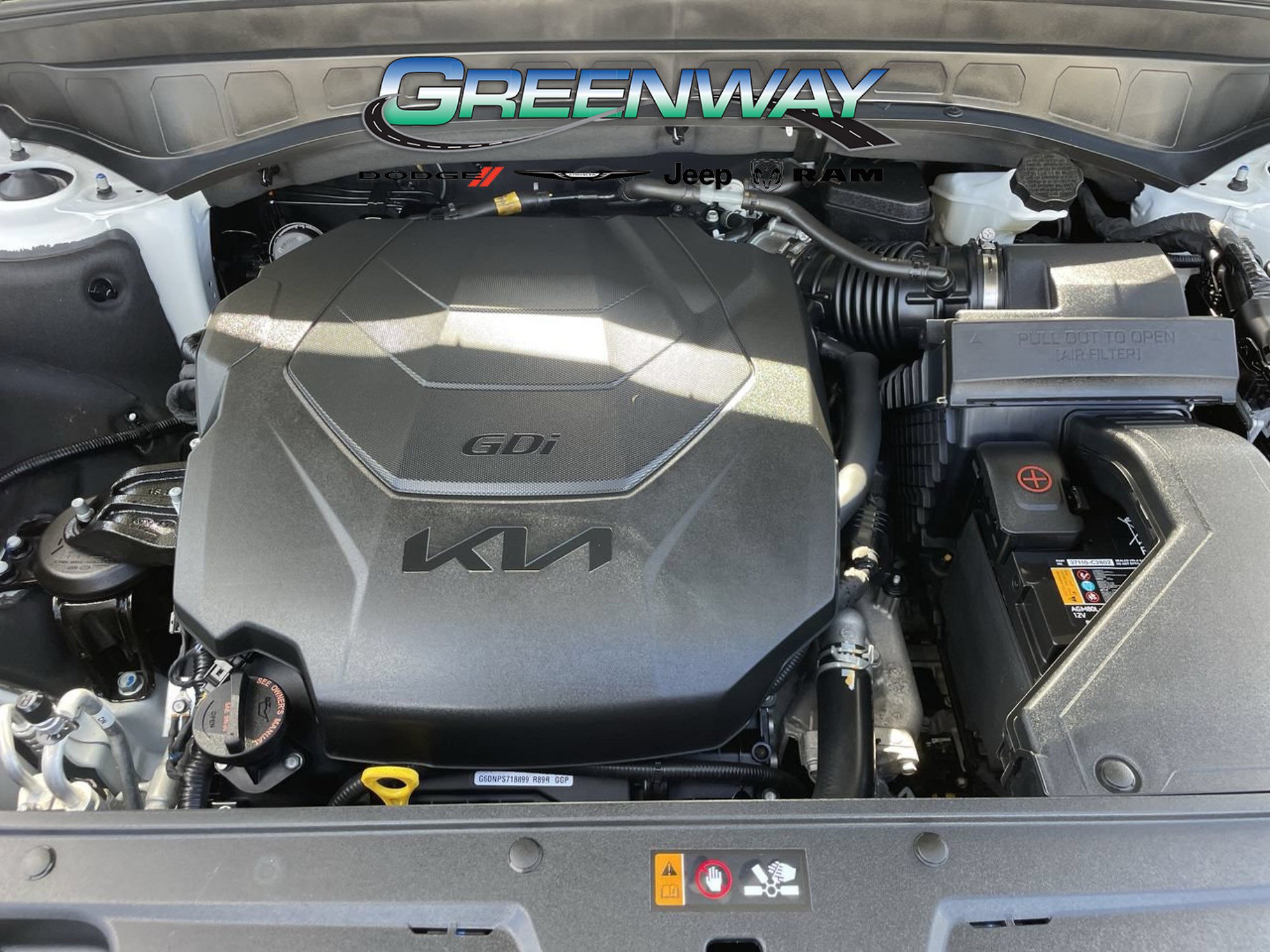 Used 2024 Kia Telluride EX w/ EX Captain's Chair Package FWD image 10