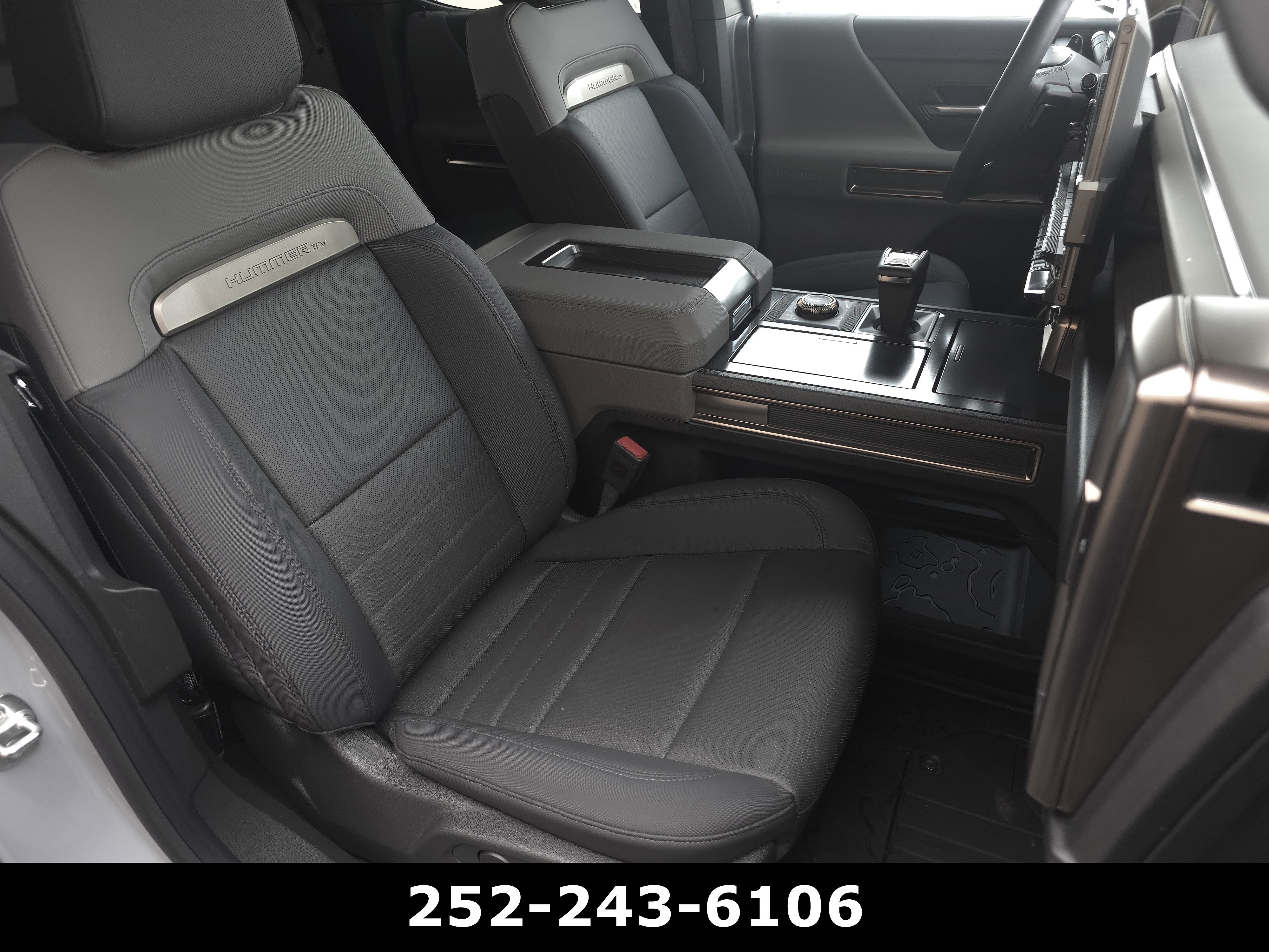Used 2025 GMC Hummer EV 3X AWD/4WD image 46