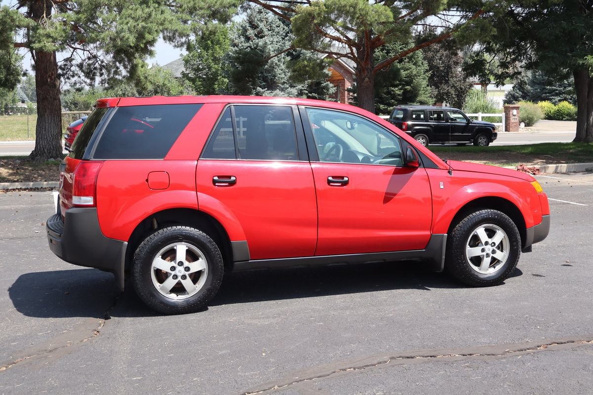 Used 2005 Saturn Vue 2WD w/ Sport Plus Pkg image 4