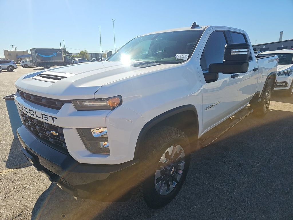 Used 2022 Chevrolet Silverado 2500 Custom w/ Custom Value Package AWD/4WD image 3