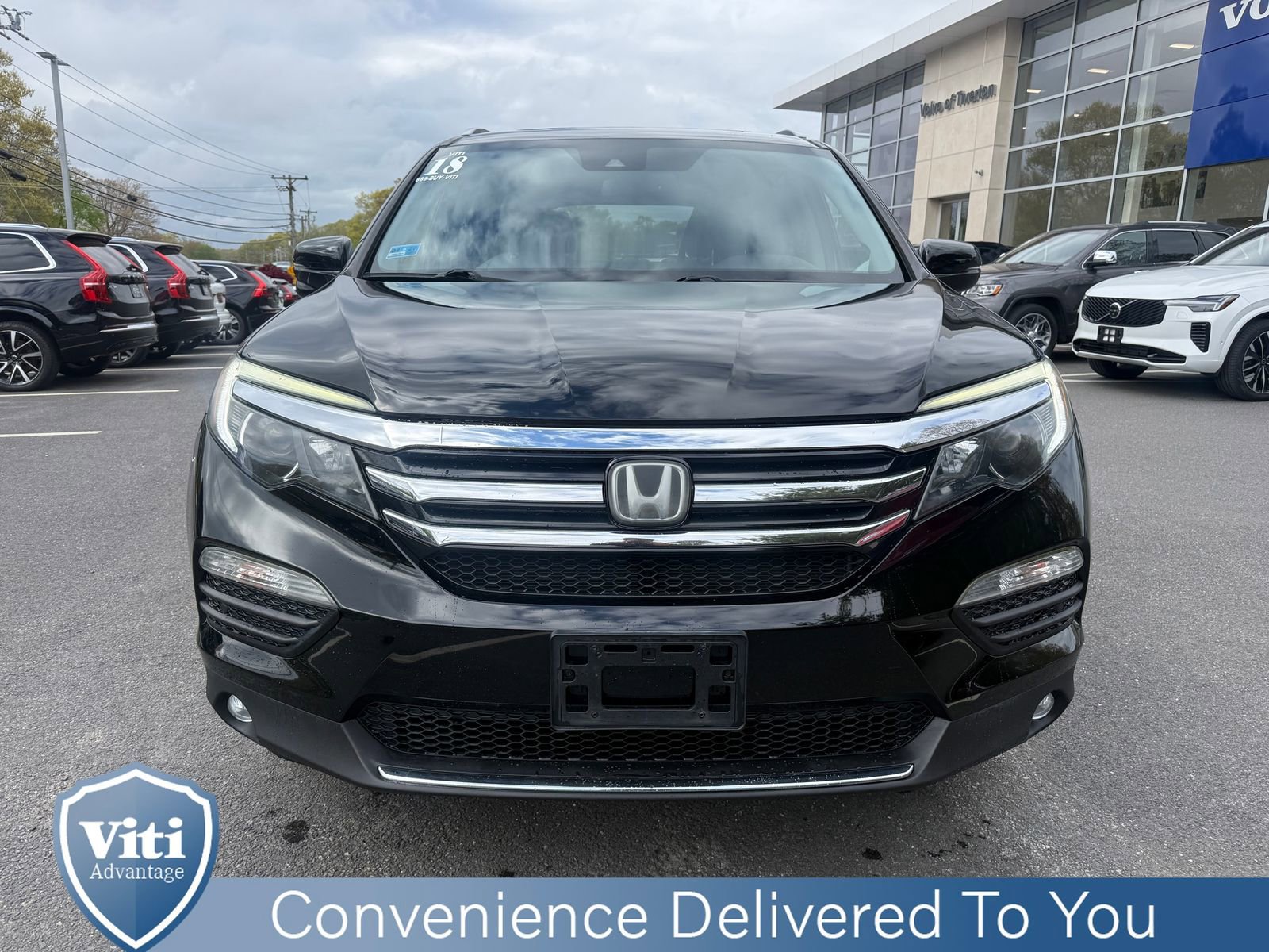 Used 2018 Honda Pilot Touring image 3