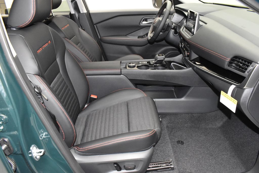 New 2026 Nissan Rogue SV w/ Rock Creek Premium Package AWD/4WD image 24