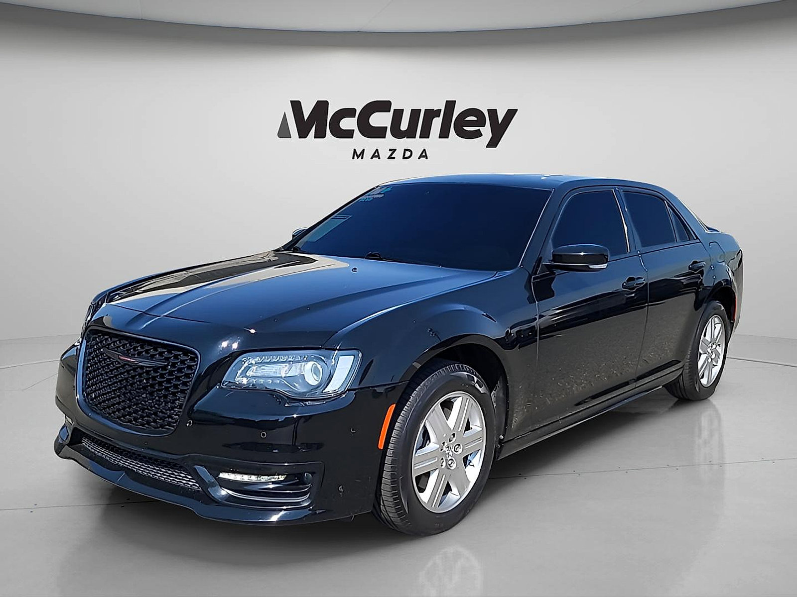 Used 2022 Chrysler 300 S AWD/4WD image 3