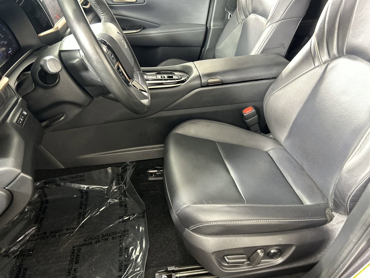 Used 2024 Toyota Crown Limited image 20