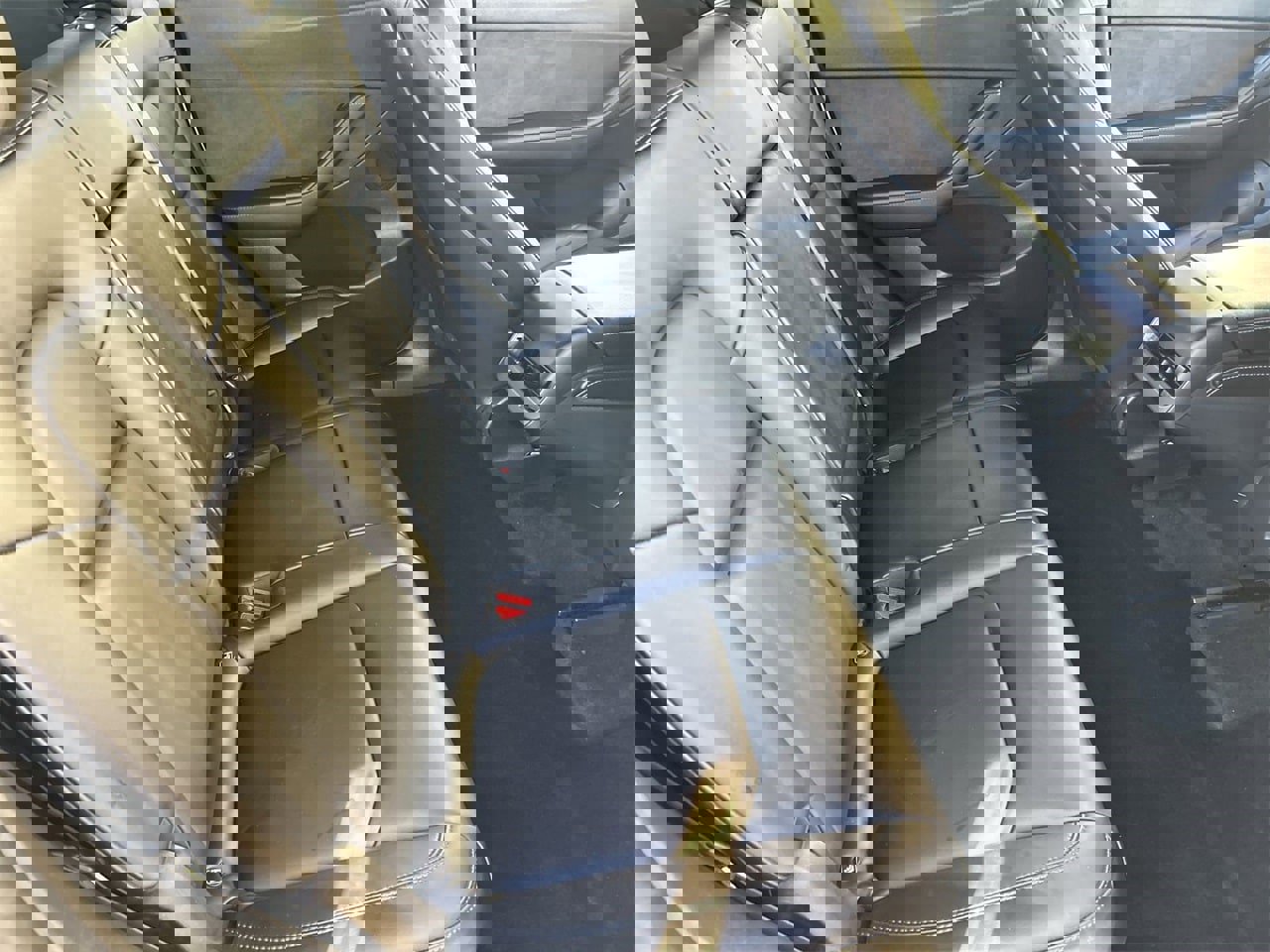 Used 2022 Tesla Model Y Performance image 9