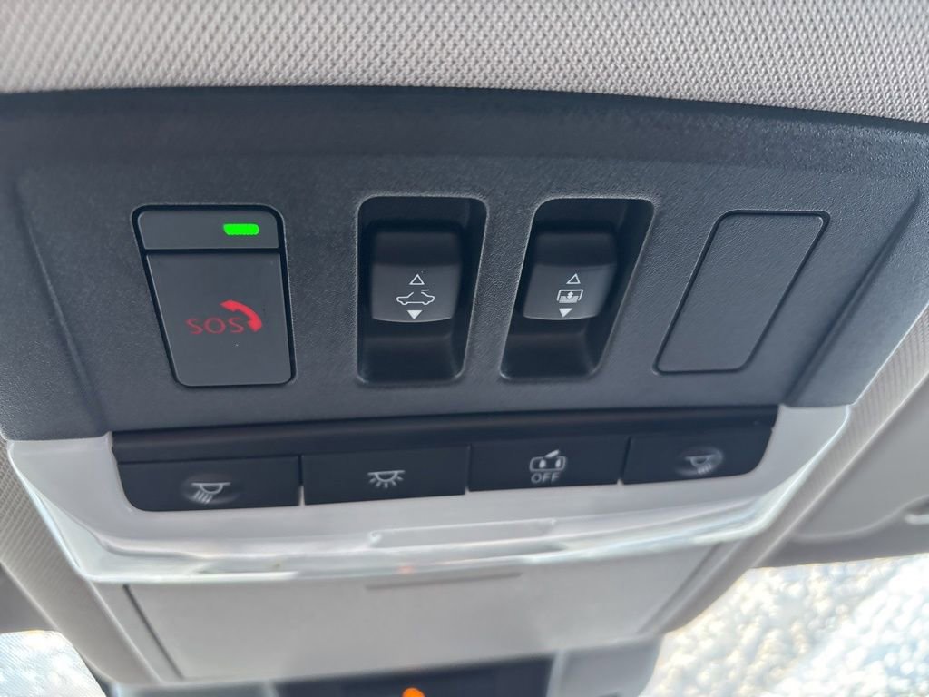 Used 2023 Nissan Rogue Platinum w/ Platinum Premium Package image 25