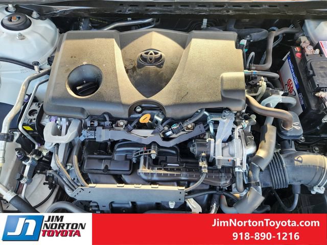 Used 2019 Toyota Camry XLE FWD image 31