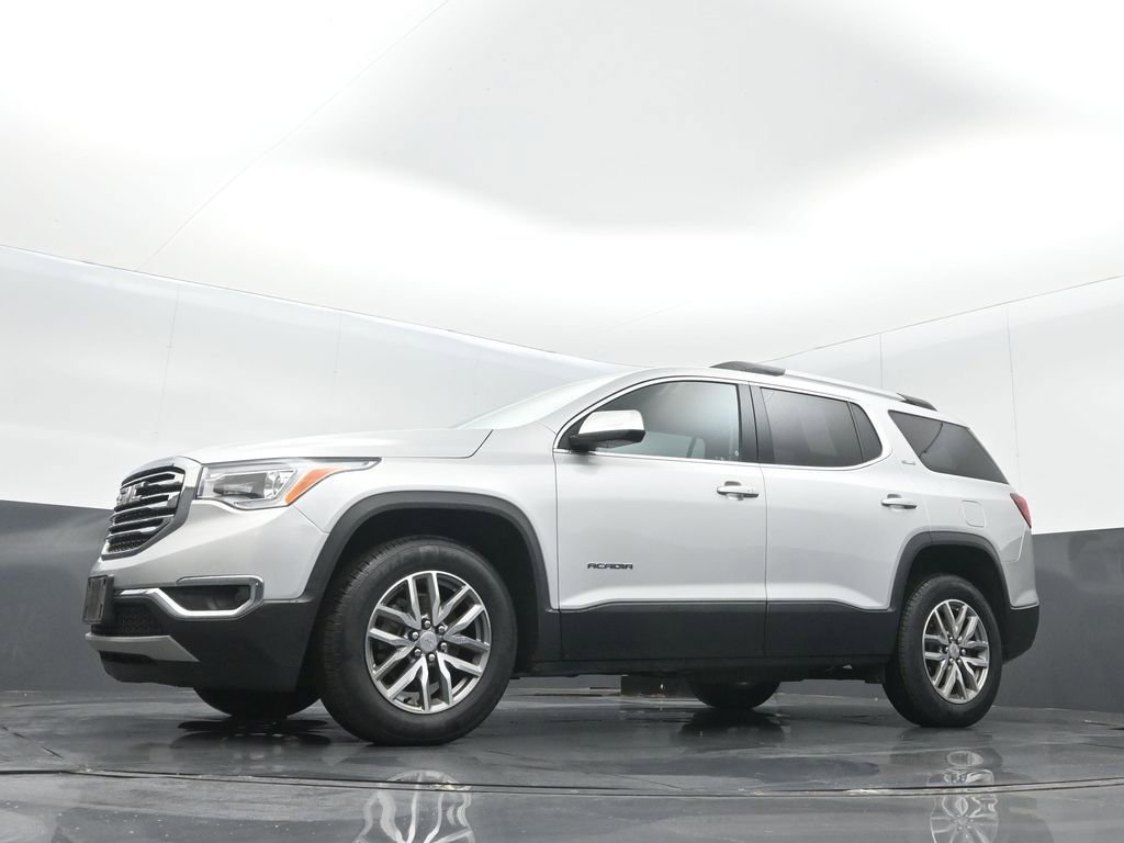 Used 2017 GMC Acadia SLE image 11