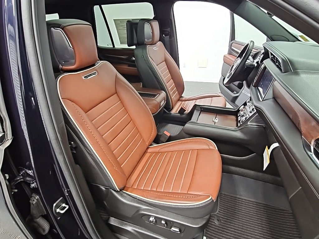 Certified 2024 GMC Yukon Denali Ultimate image 46