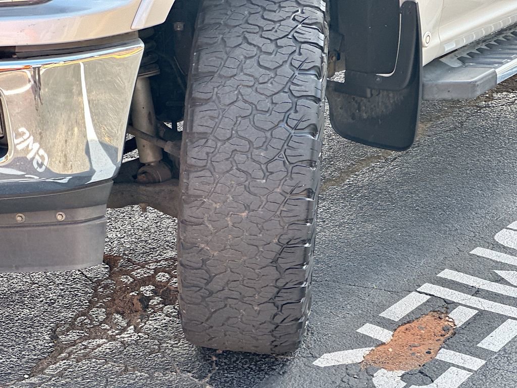 Used 2018 Ford F150 Lariat w/ Equipment Group 502A Luxury image 25