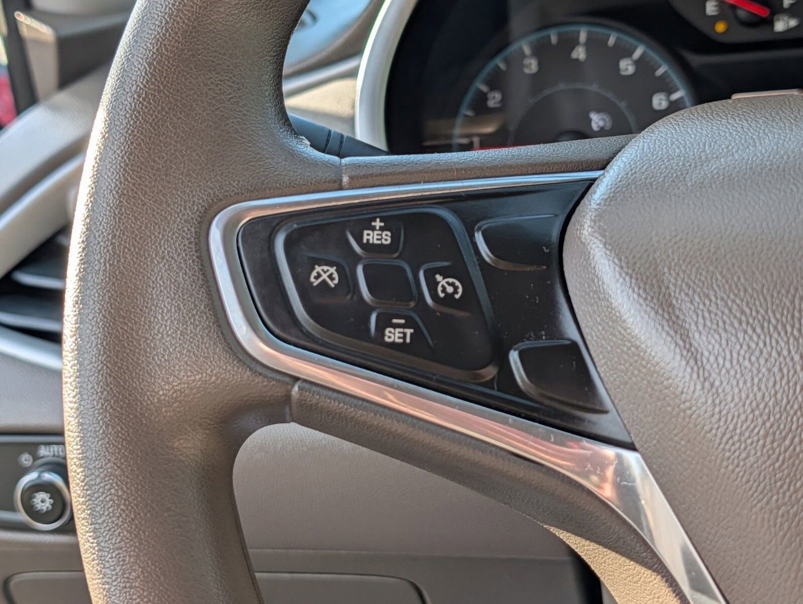 Used 2017 Chevrolet Malibu LS image 26