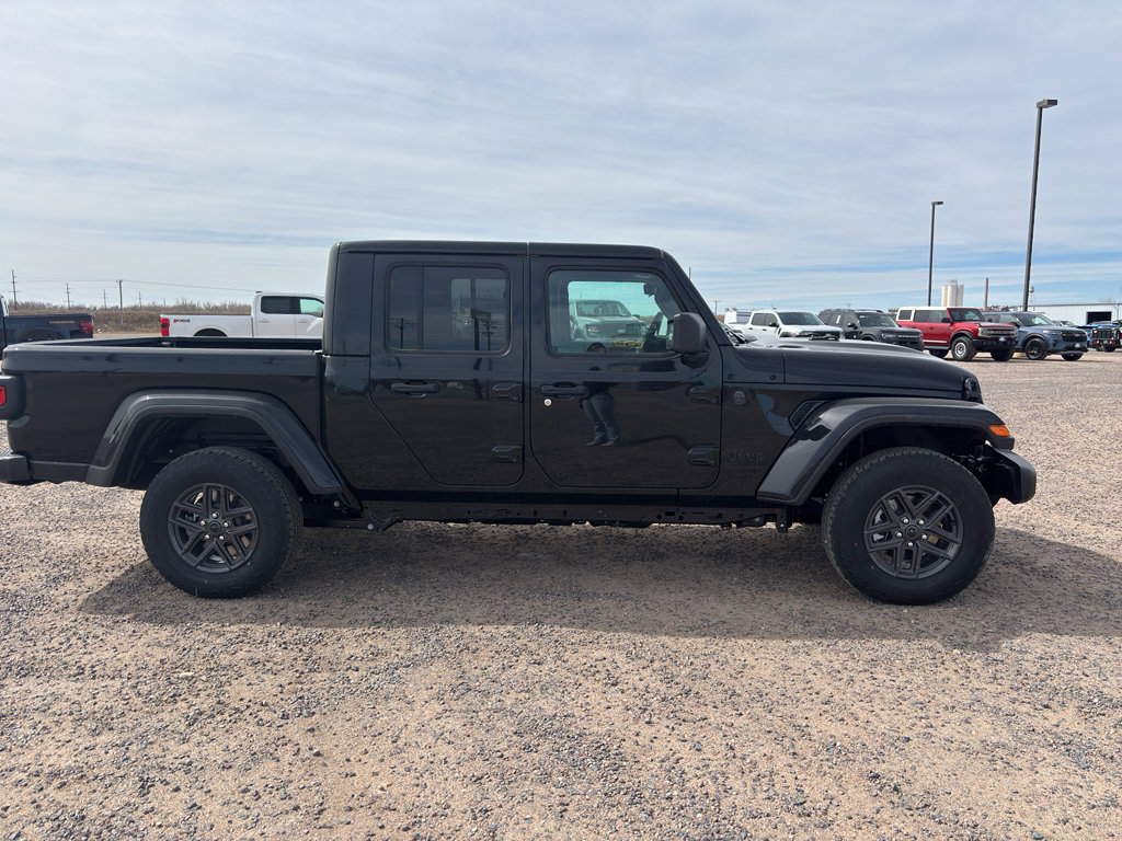 New 2026 Jeep Gladiator Sport image 3
