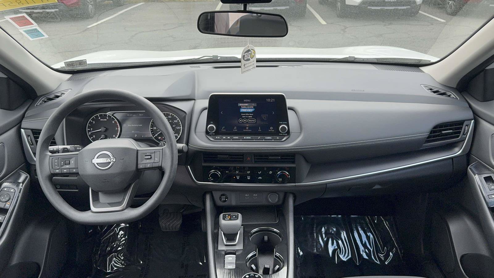 Used 2025 Nissan Rogue S AWD/4WD image 31
