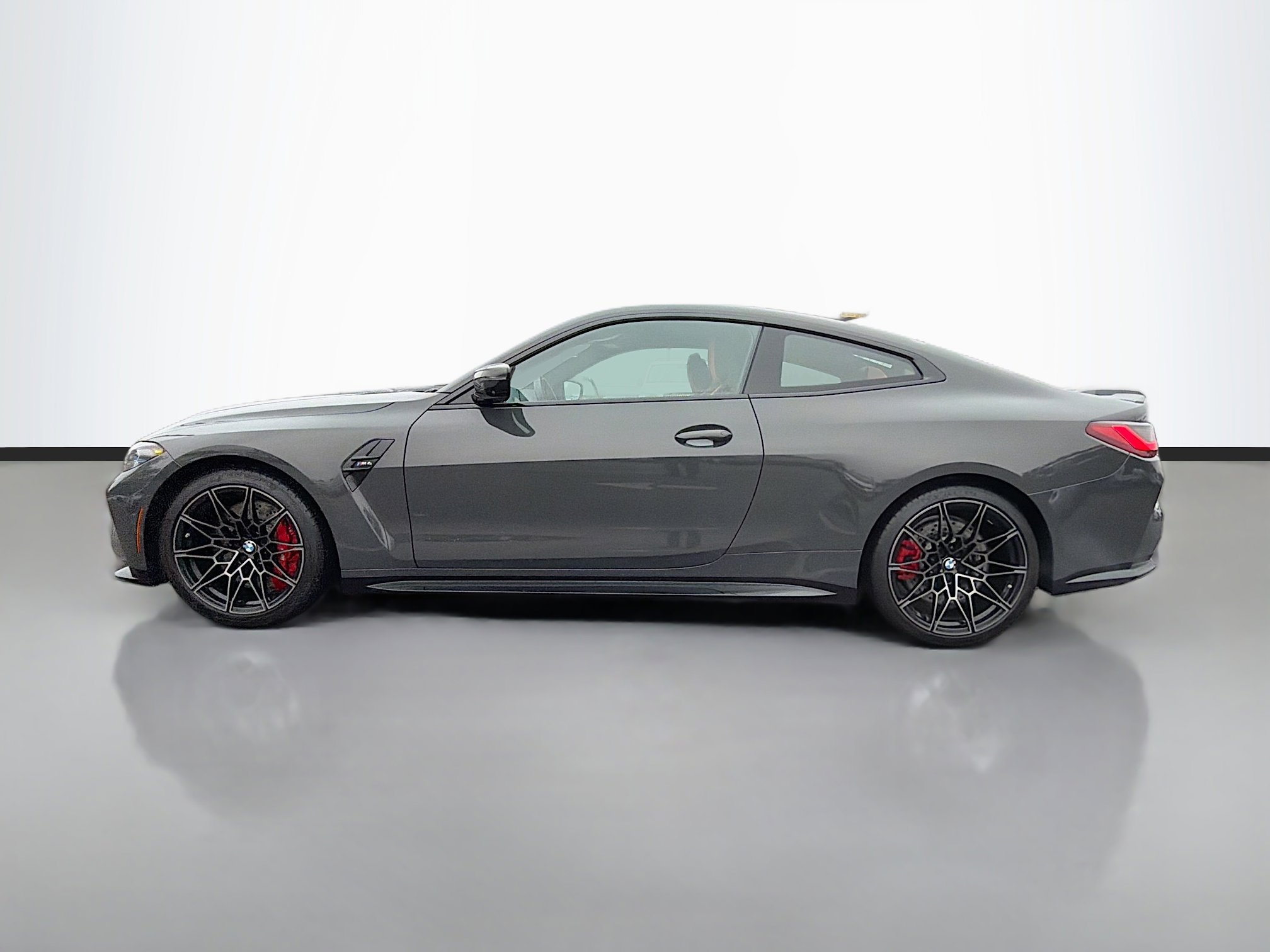 Used 2024 BMW M4 Coupe w/ Executive Package image 6