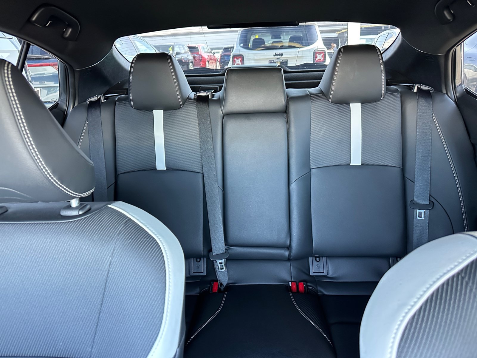 Used 2025 Toyota Camry SE w/ Convenience Package FWD image 24