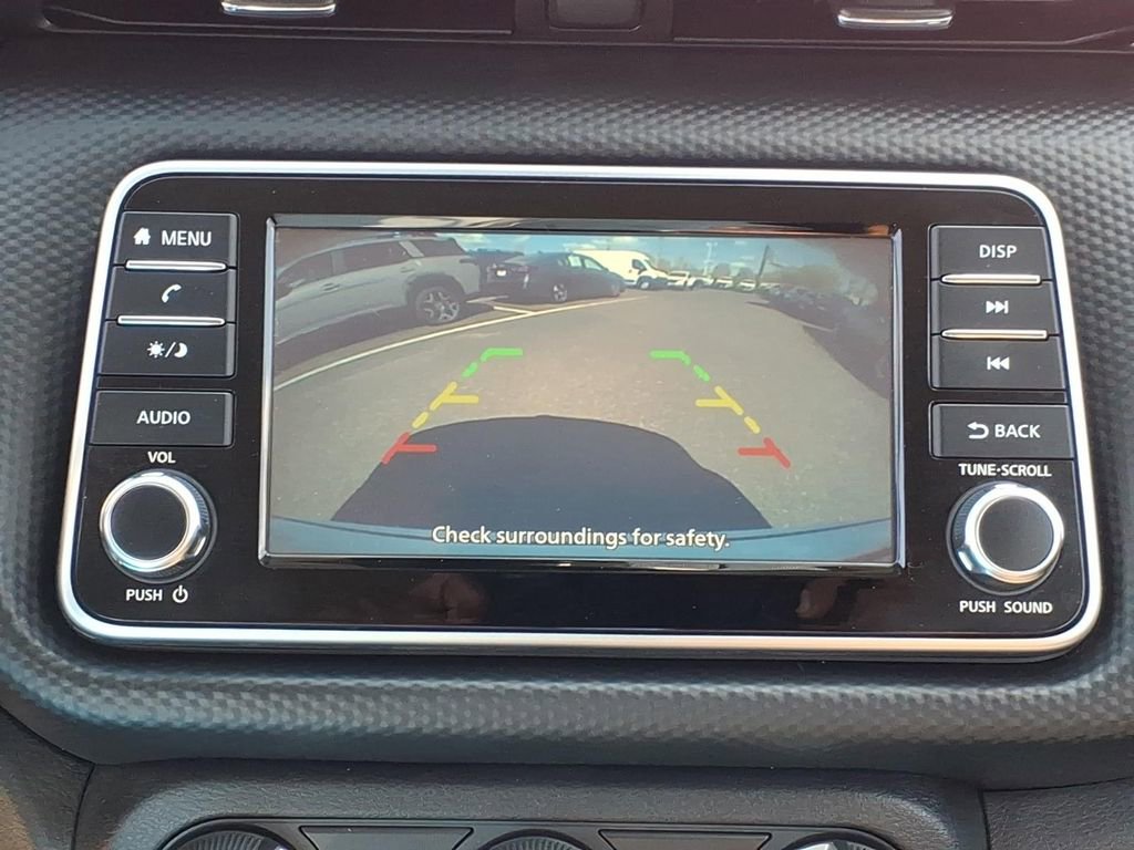 Used 2024 Nissan Kicks S image 10