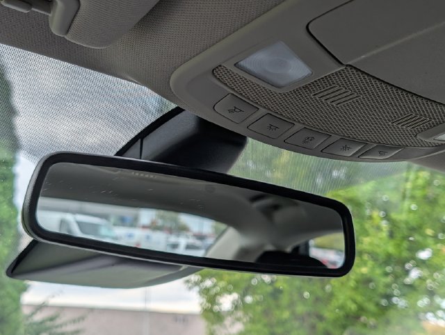 Used 2020 Ford Fusion SE FWD image 25