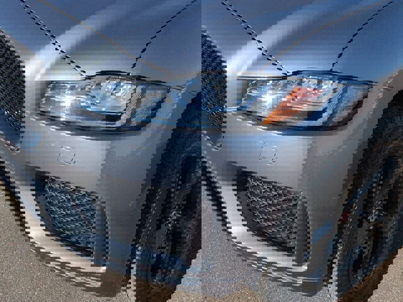 Used 2020 Jaguar F-PACE Checkered Flag image 10