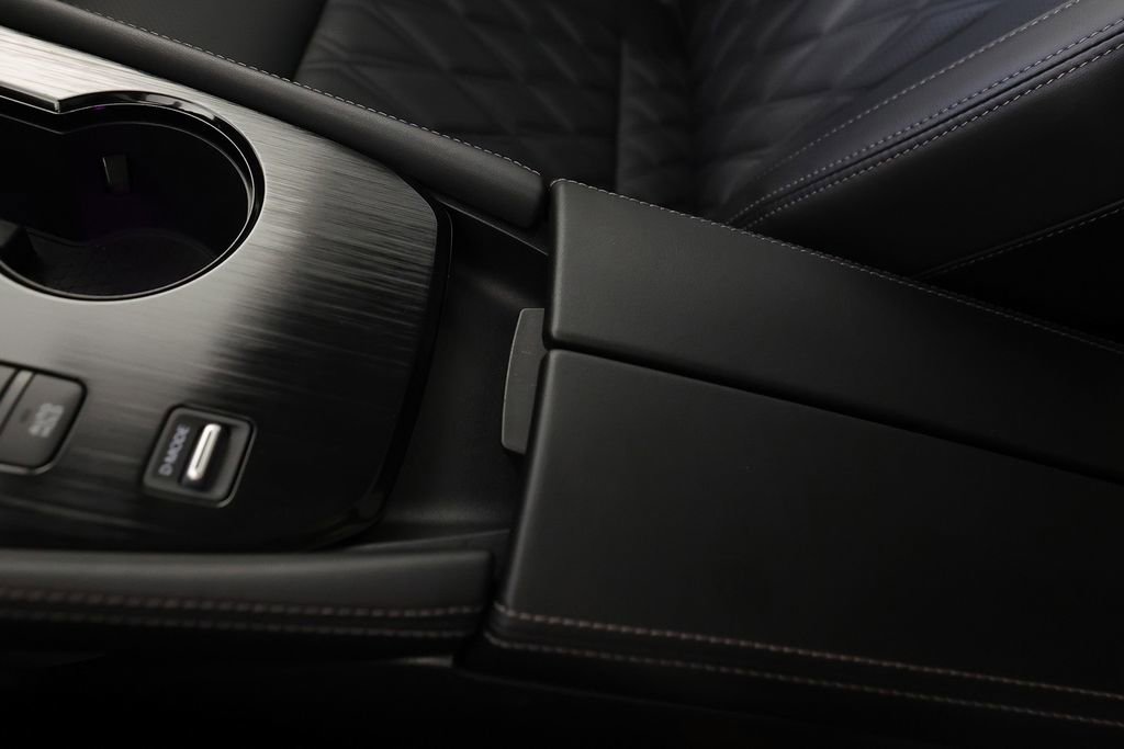 Used 2023 Nissan Rogue Platinum w/ Platinum Premium Package FWD image 35