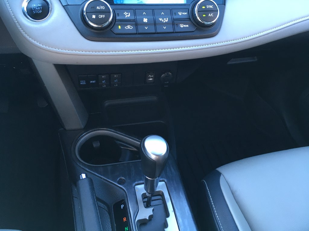 Used 2017 Toyota RAV4 Platinum w/ All Weather Liner Package AWD/4WD image 18