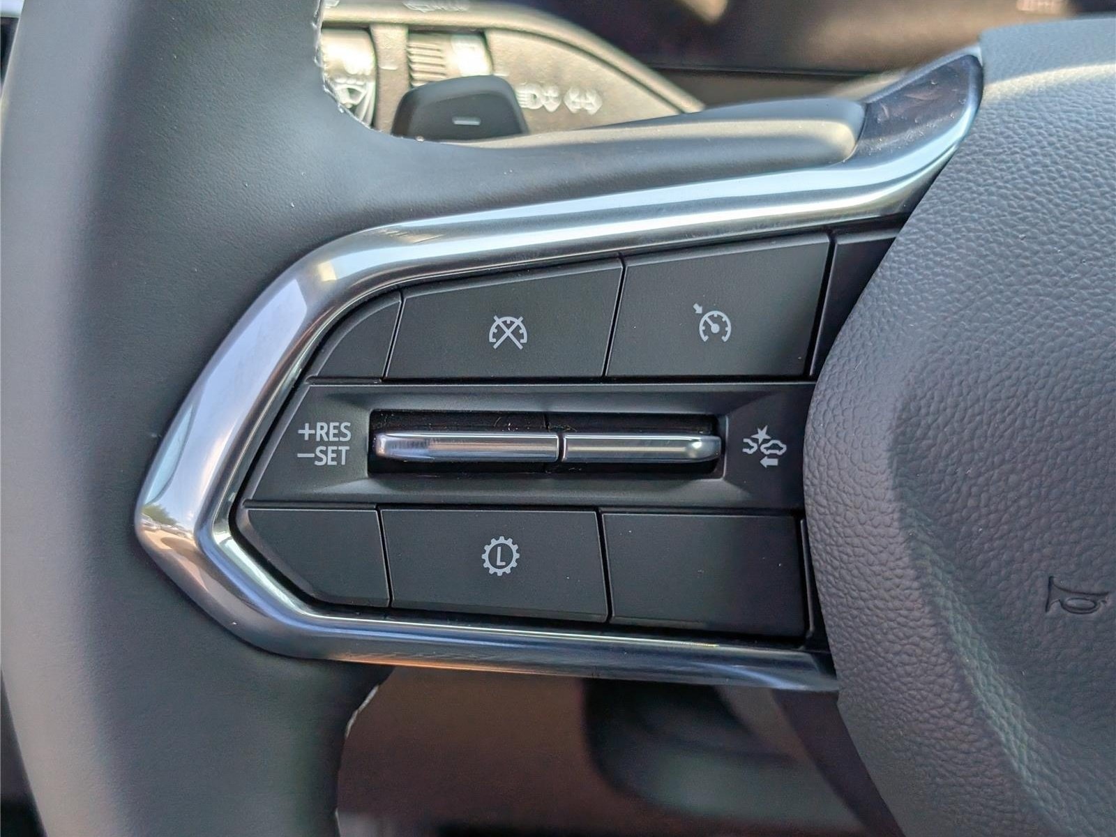 New 2027 Chevrolet Traverse LT w/ Driver Confidence Package FWD image 20