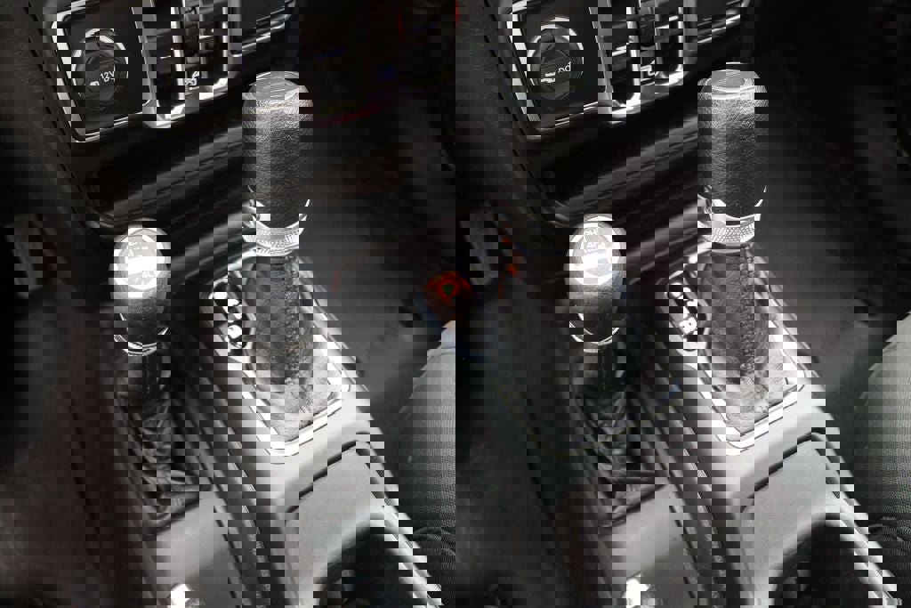 Used 2022 Jeep Gladiator Willys AWD/4WD image 18