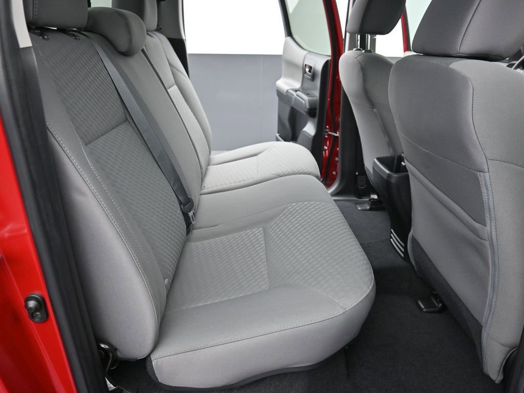 Used 2022 Toyota Tacoma SR AWD/4WD image 10