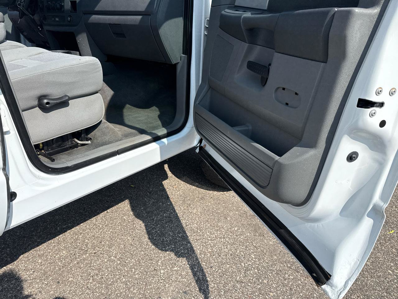Used 2008 Dodge Ram 3500 Truck SLT w/ Trailer Tow Group AWD/4WD image 34