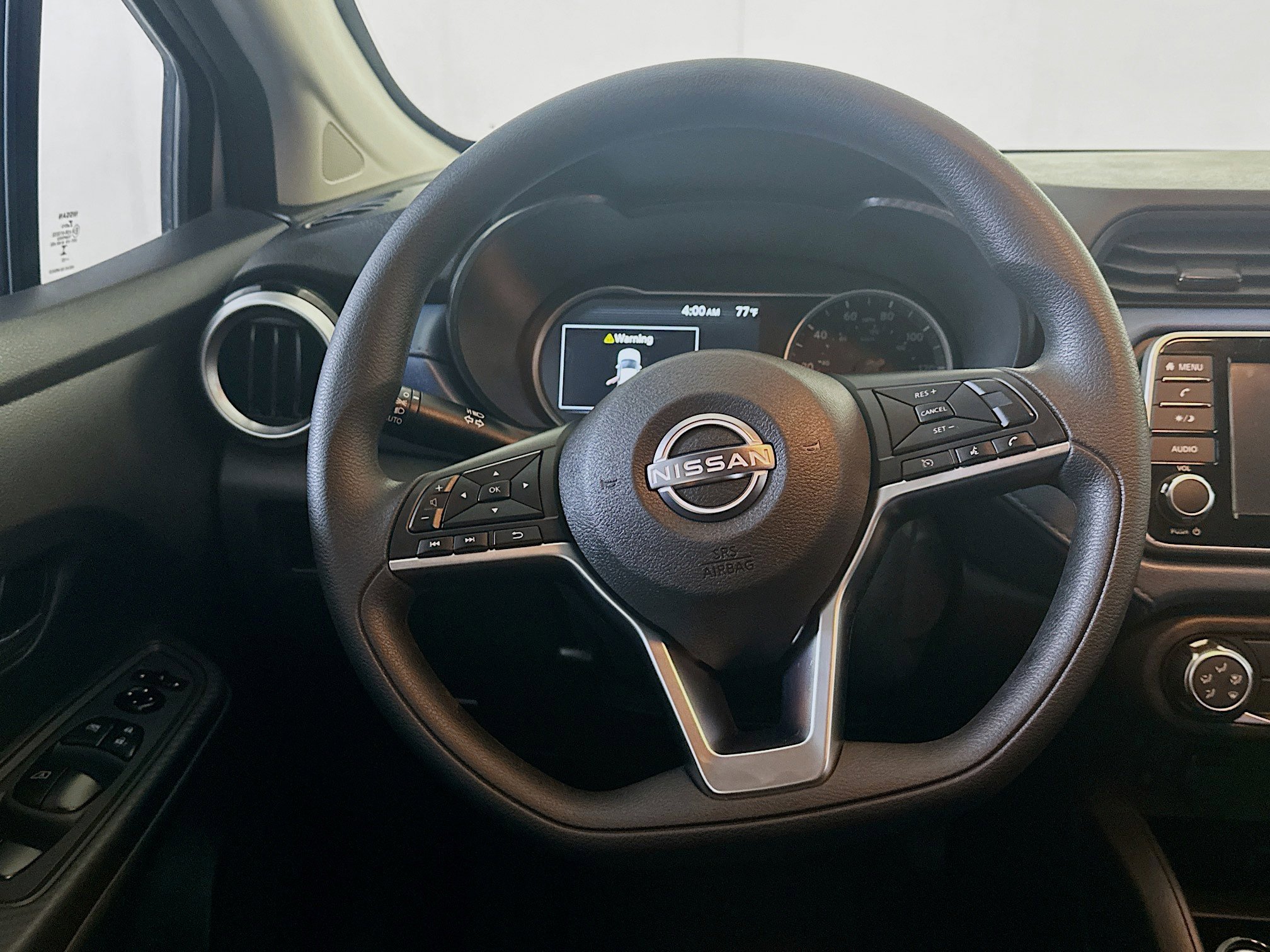 Used 2025 Nissan Versa SV w/ Trunk Package image 18