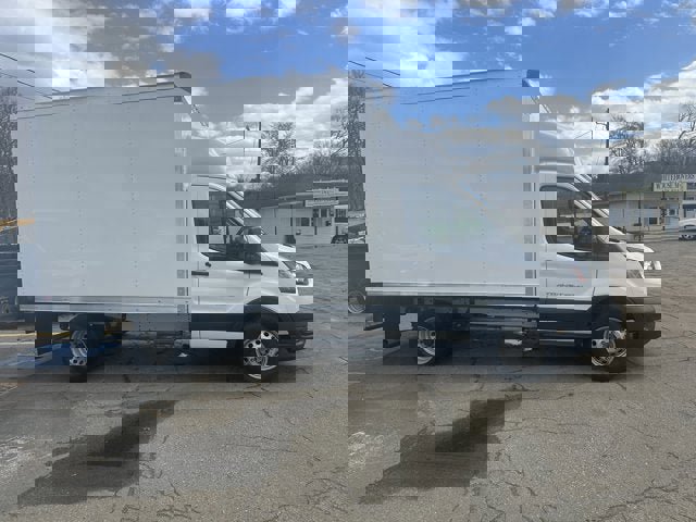 Used 2024 Ford Transit 350 DRW image 4