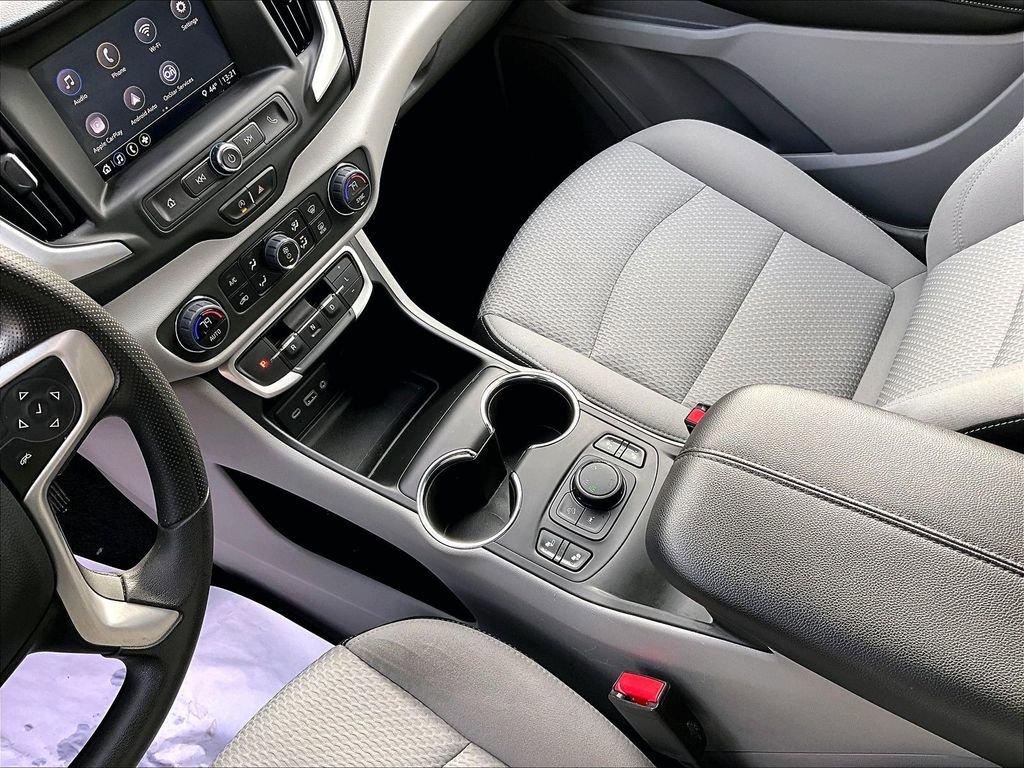 Used 2023 GMC Terrain SLE w/ Driver Convenience Package image 15