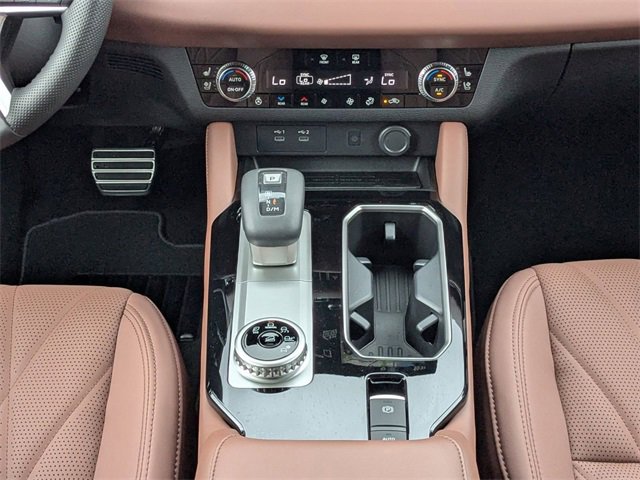 New 2025 Mitsubishi Outlander SEL image 17