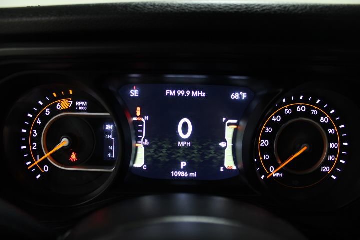 Used 2024 Jeep Wrangler Sport AWD/4WD image 38