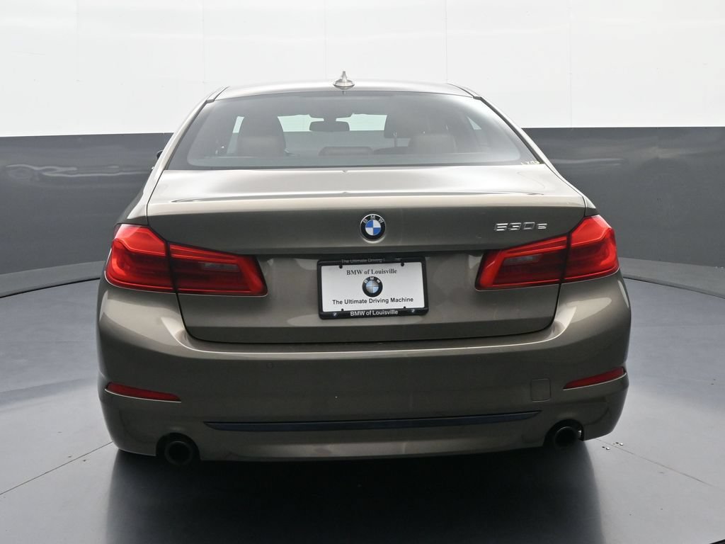Used 2018 BMW 530e xDrive AWD/4WD image 6