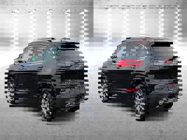 Used 2018 Jeep Cherokee Limited w/ Trailer Tow Group image 6