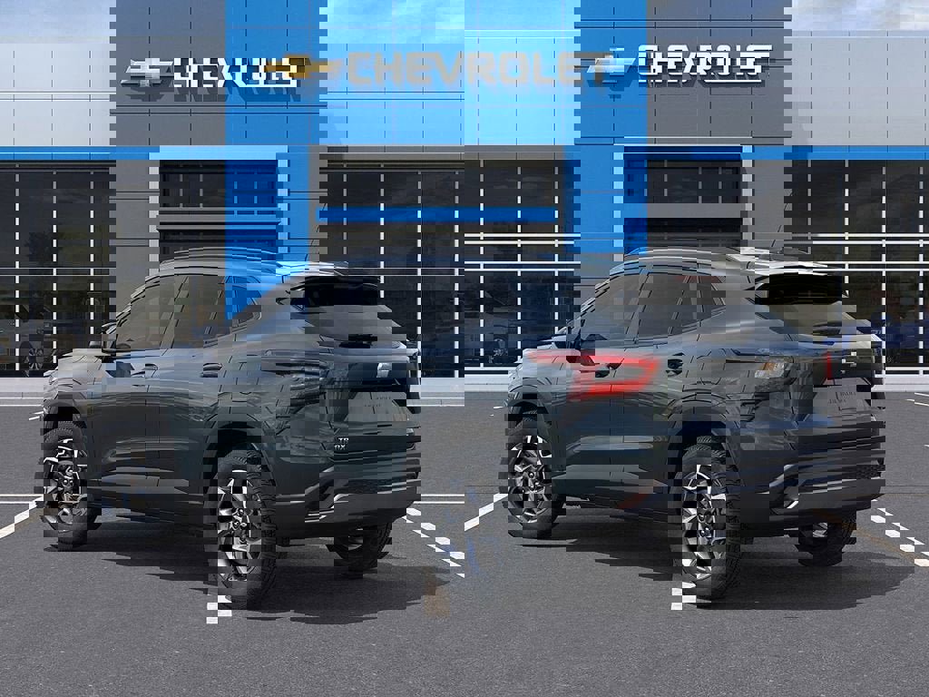 New 2026 Chevrolet Trax LT w/ Driver Confidence Package image 4