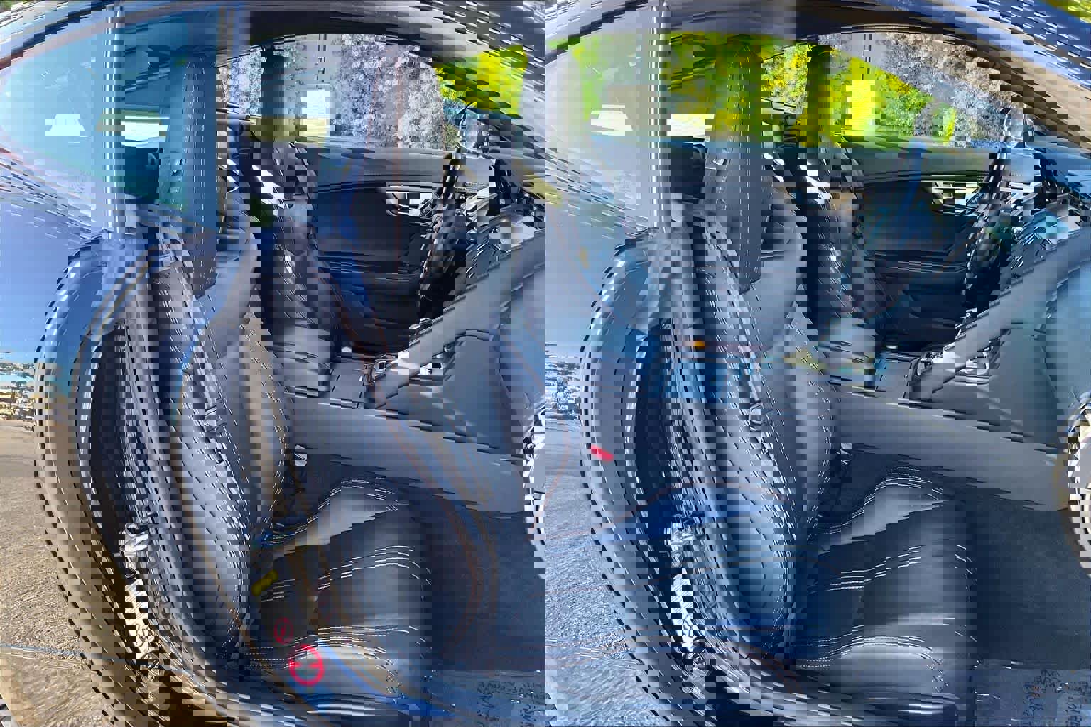 Used 2016 Jaguar F-TYPE Coupe image 8