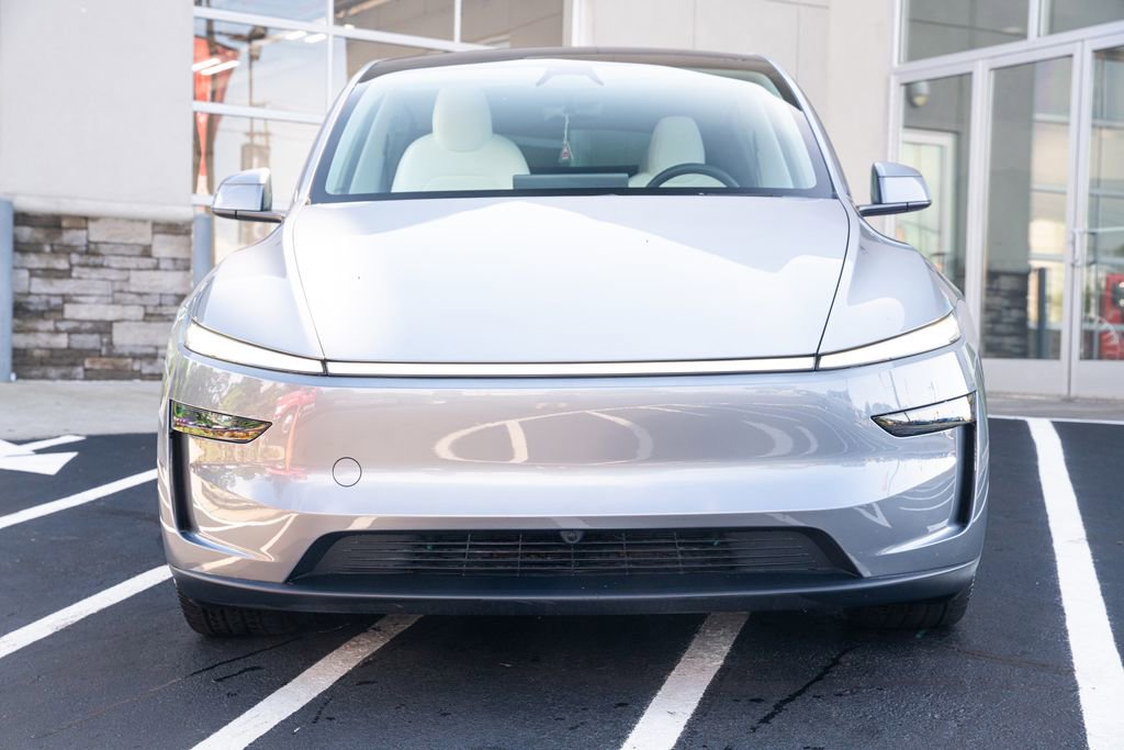 Used 2026 Tesla Model Y Long Range AWD/4WD image 4