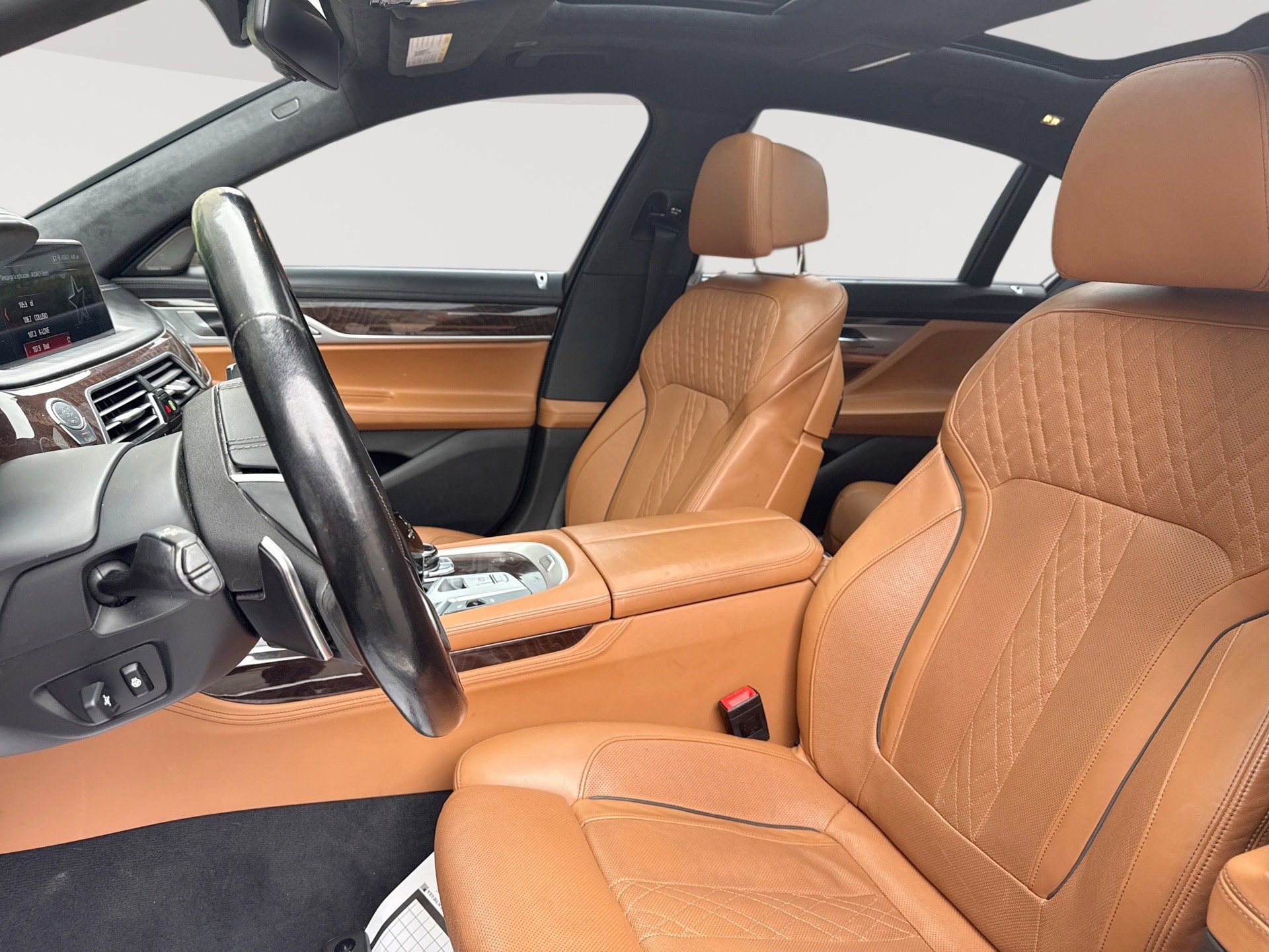 Used 2018 BMW 750i xDrive AWD/4WD image 13