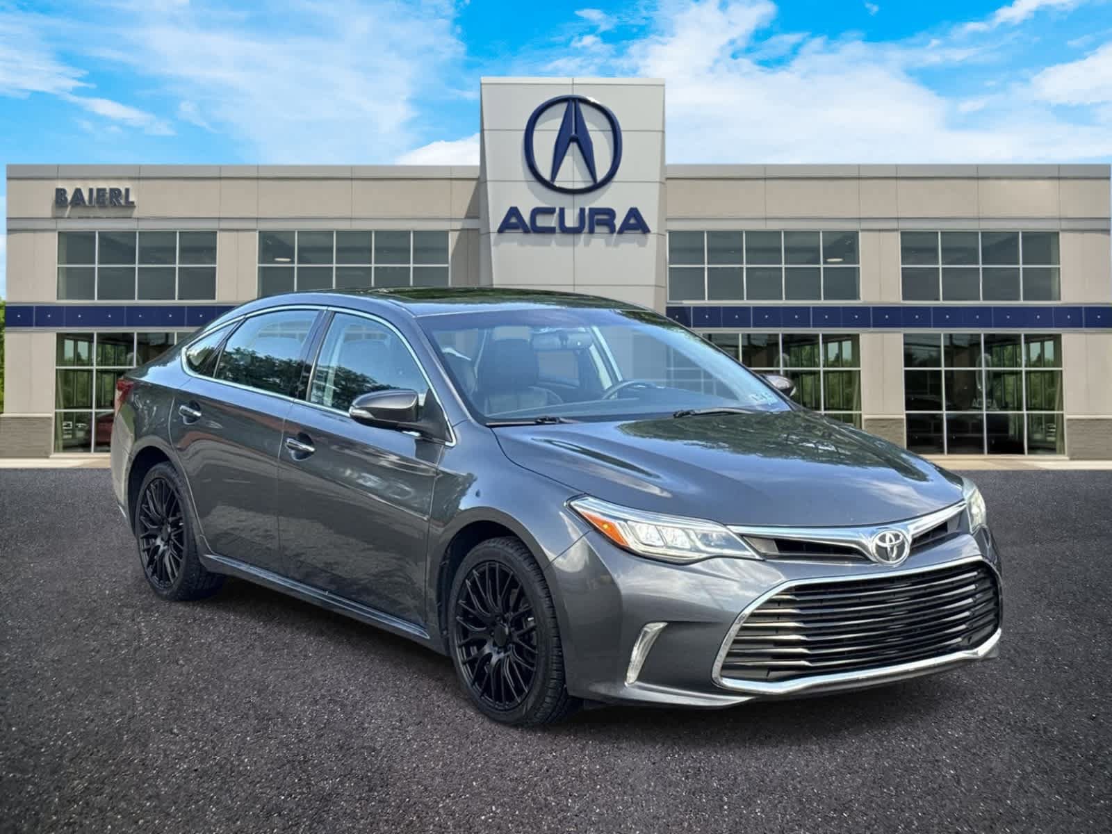 Used 2016 Toyota Avalon Touring FWD image 7