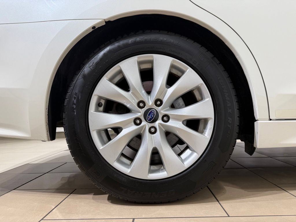 Used 2015 Subaru Legacy 2.5i Premium AWD/4WD image 9