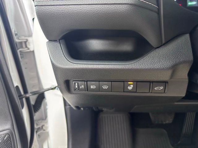 Used 2025 Toyota RAV4 XLE w/ Convenience Package AWD/4WD image 23