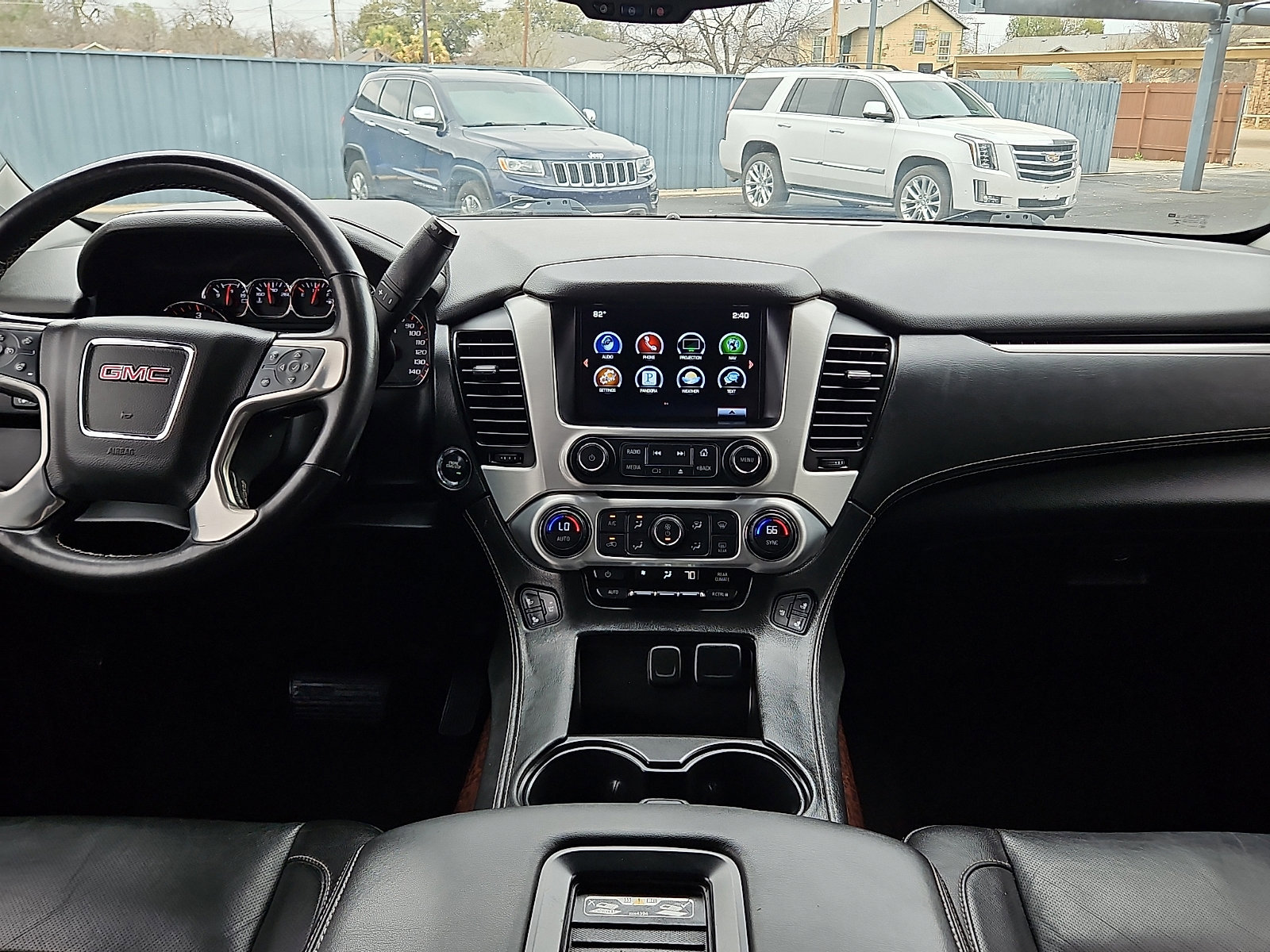 Used 2016 GMC Yukon SLT image 7