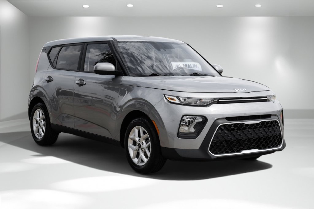 Used 2022 Kia Soul LX w/ Technology Package FWD image 7