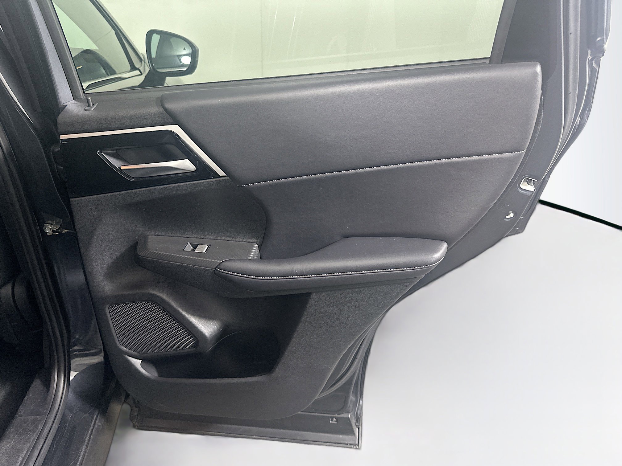 Used 2024 Mitsubishi Outlander SE FWD image 33
